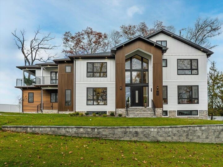 60 Baker Rd  Livingston NJ 07039 photo