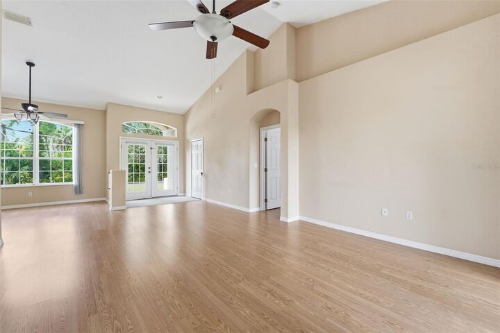 Property Photo: 1516 Natrona Drive FL 34286