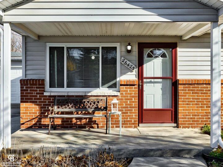 Property Photo:  26475 Hickler Lane  MI 48045 