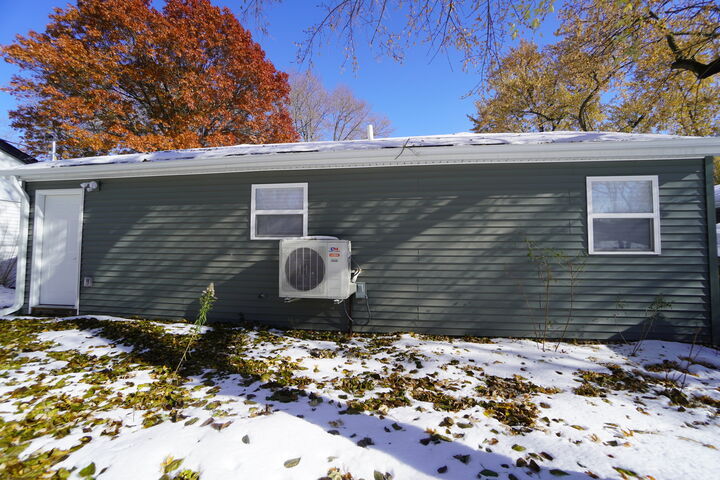 Property Photo: 1252 Idaho Street IN 46403