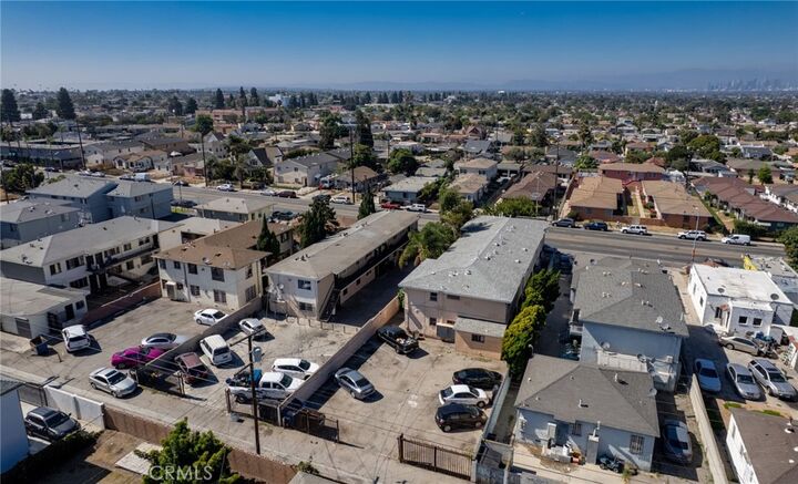 Property Photo:  732 W Imperial  CA 90044 