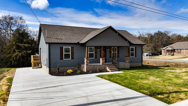 Property Photo:  100 Demombreum Circle  TN 37160 