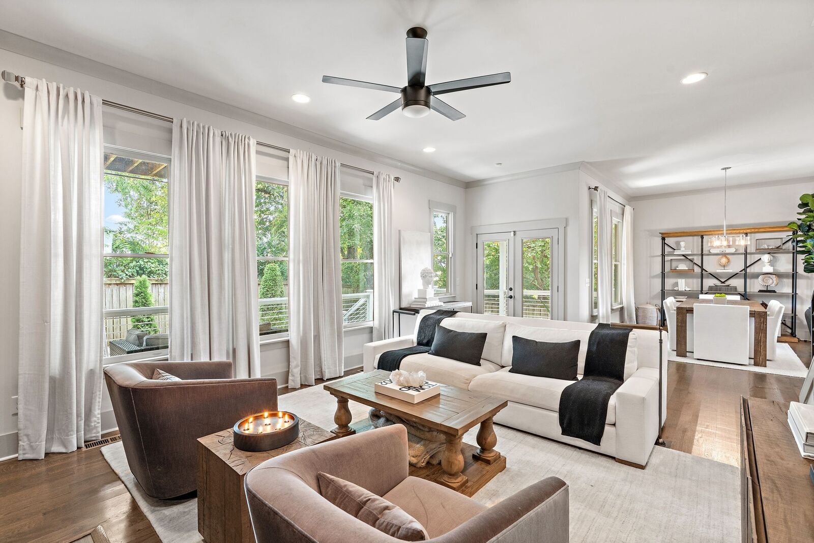 Property Photo:  2712 Meadow Rose Drive A  TN 37206 