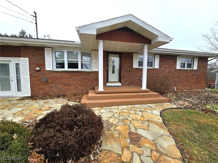 Property Photo:  171 Veto Circle  OH 45714 