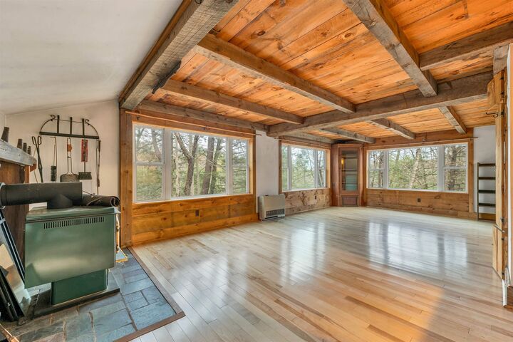 Property Photo:  154 Mountain Road  NH 03037 