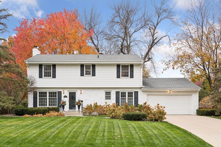 6816 Creston Road  Edina MN 55435 photo