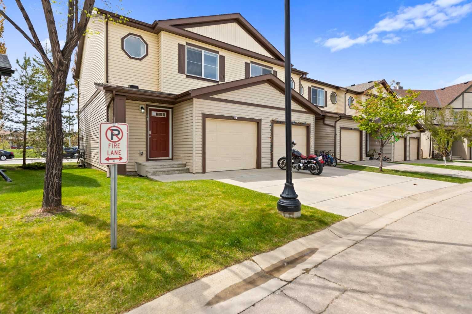 Property Photo: 81 Copperpond Landing SE AB T2Z 1G6