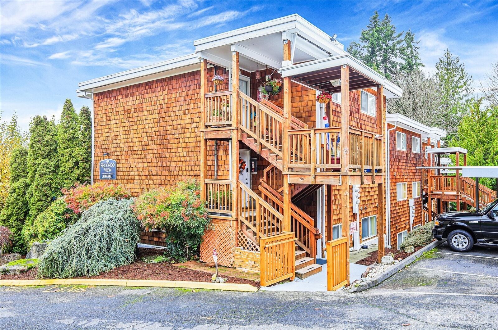 Property Photo:  28418  16th Avenue S 101  WA 98003 