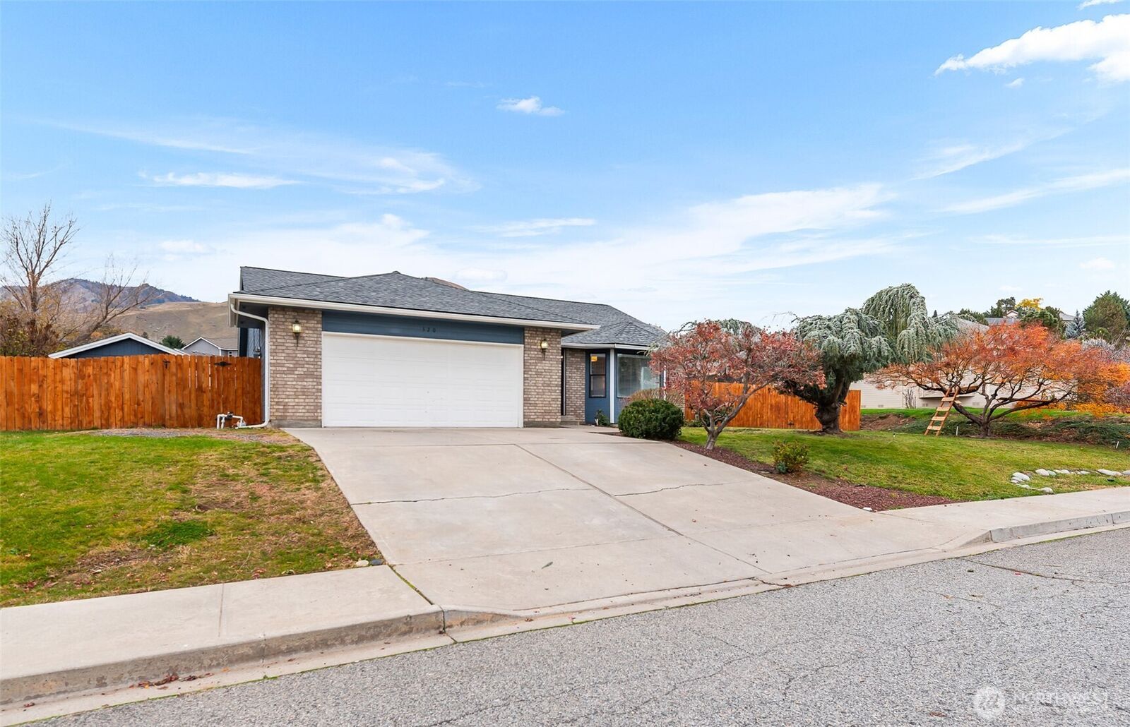 Property Photo:  520  Cedar Wood Lane  WA 98801 