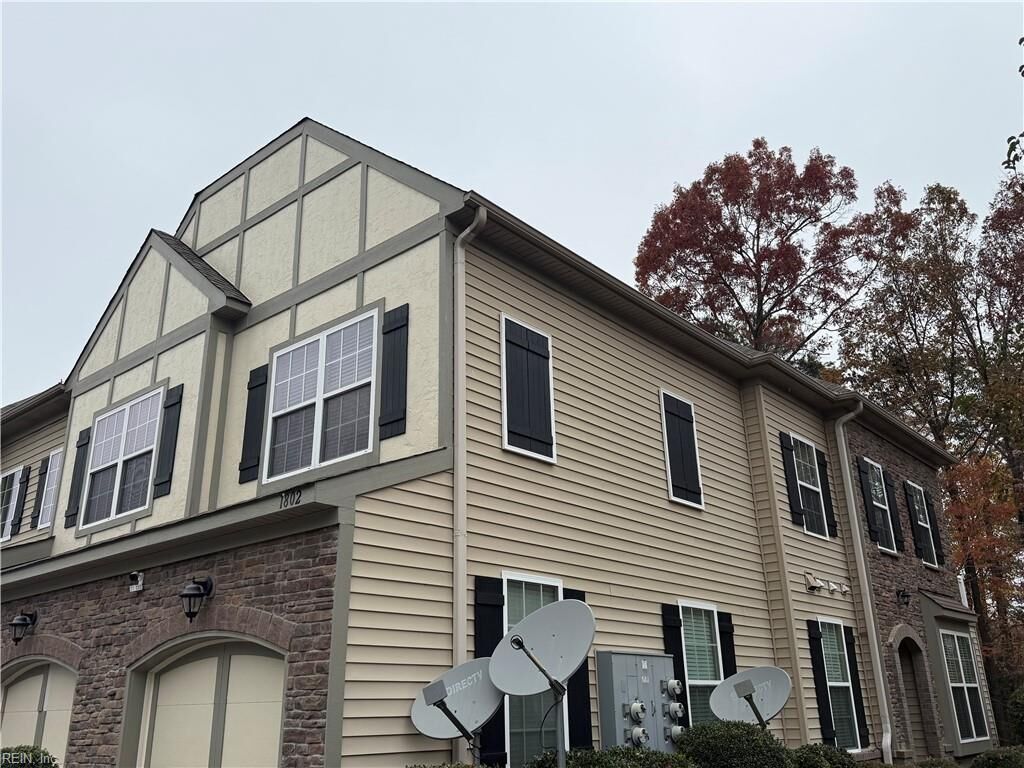 Property Photo:  1804 James River Trl  VA 23314 