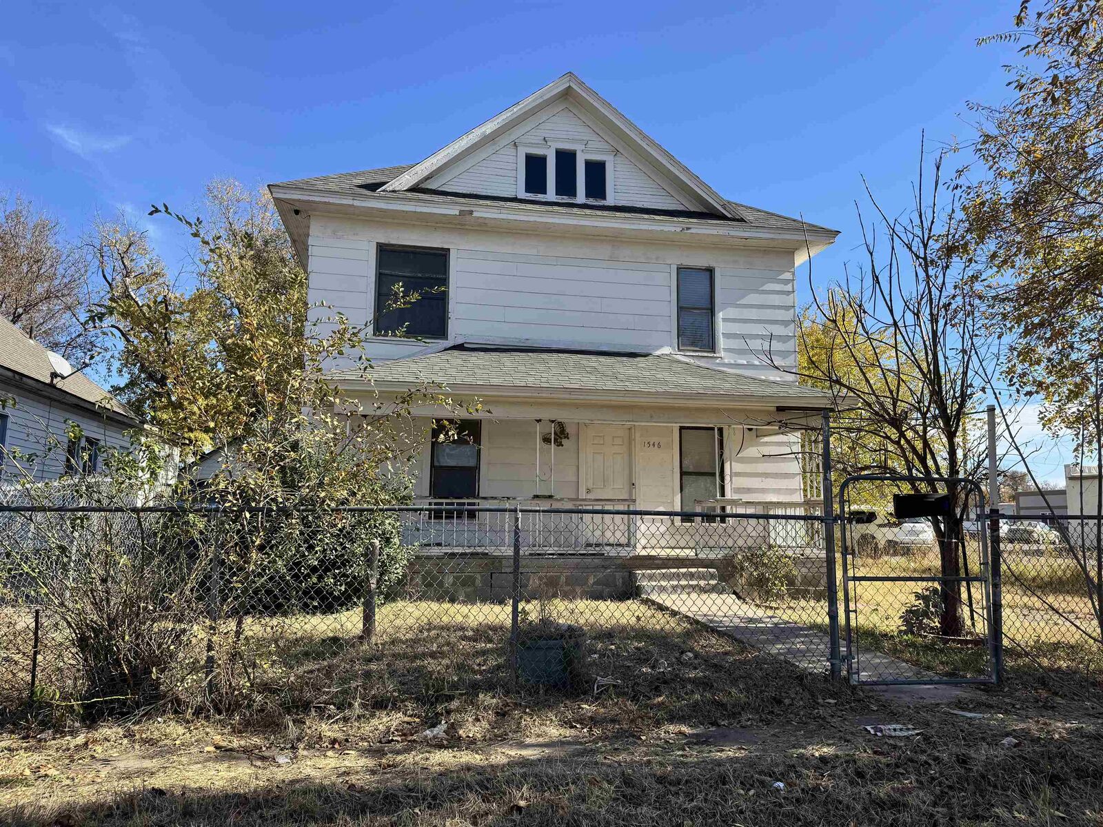 Property Photo:  1546 S Santa Fe St  KS 67211 