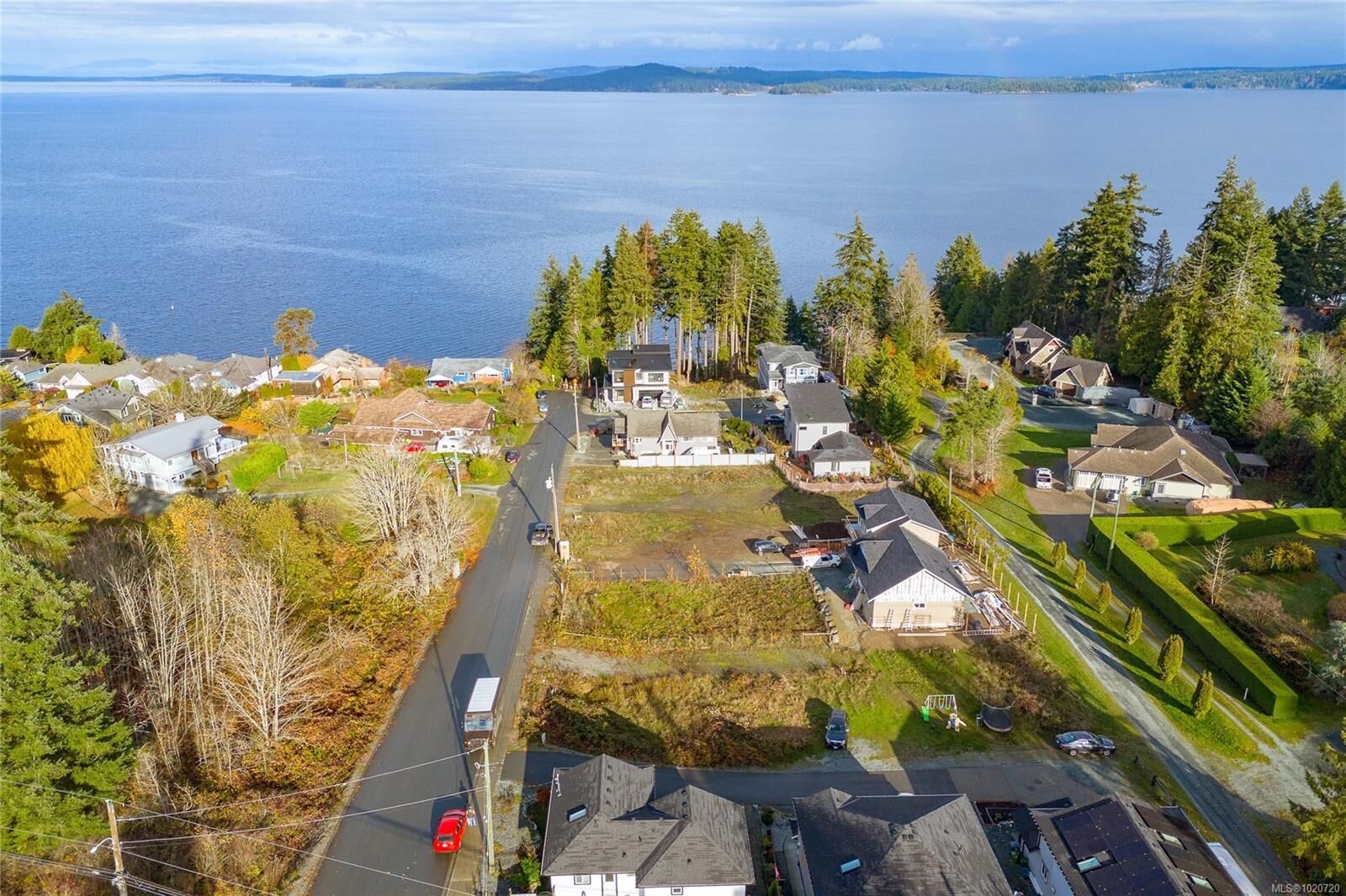Property Photo: 3192 Malcolm Rd Lt 4 BC V0R 1K2