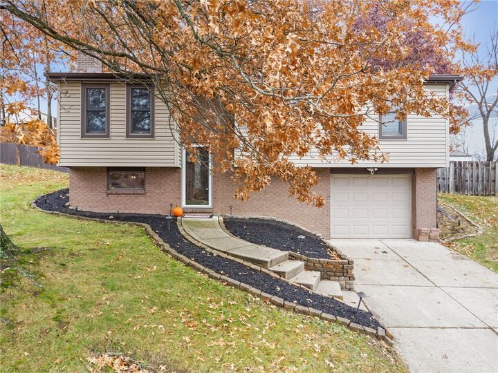 467 Rosanne Drive  Penn Hills PA 15147 photo