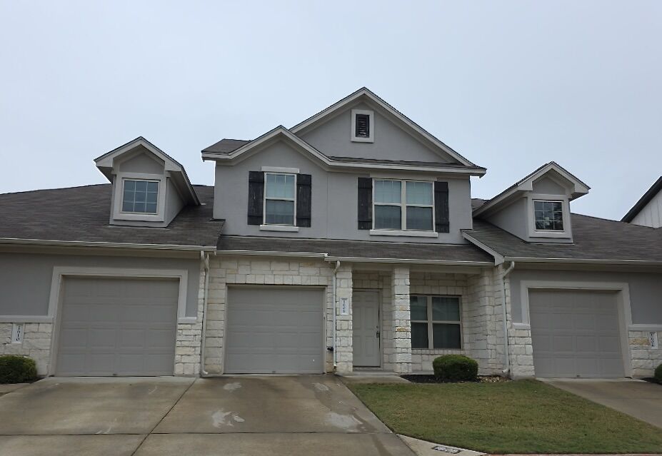 Property Photo: 1608 Catalan Road 302 TX 78748