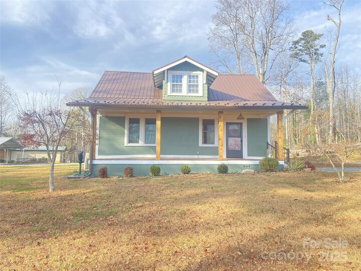 Property Photo:  5624 Pinnacle Church Road  NC 28655 