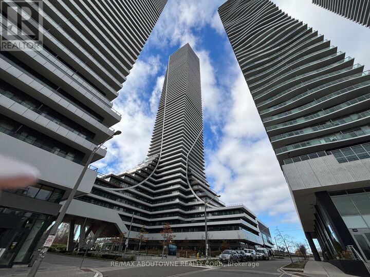 Property Photo: 20 Shore Breeze Drive 4305 ON M8V 0C7