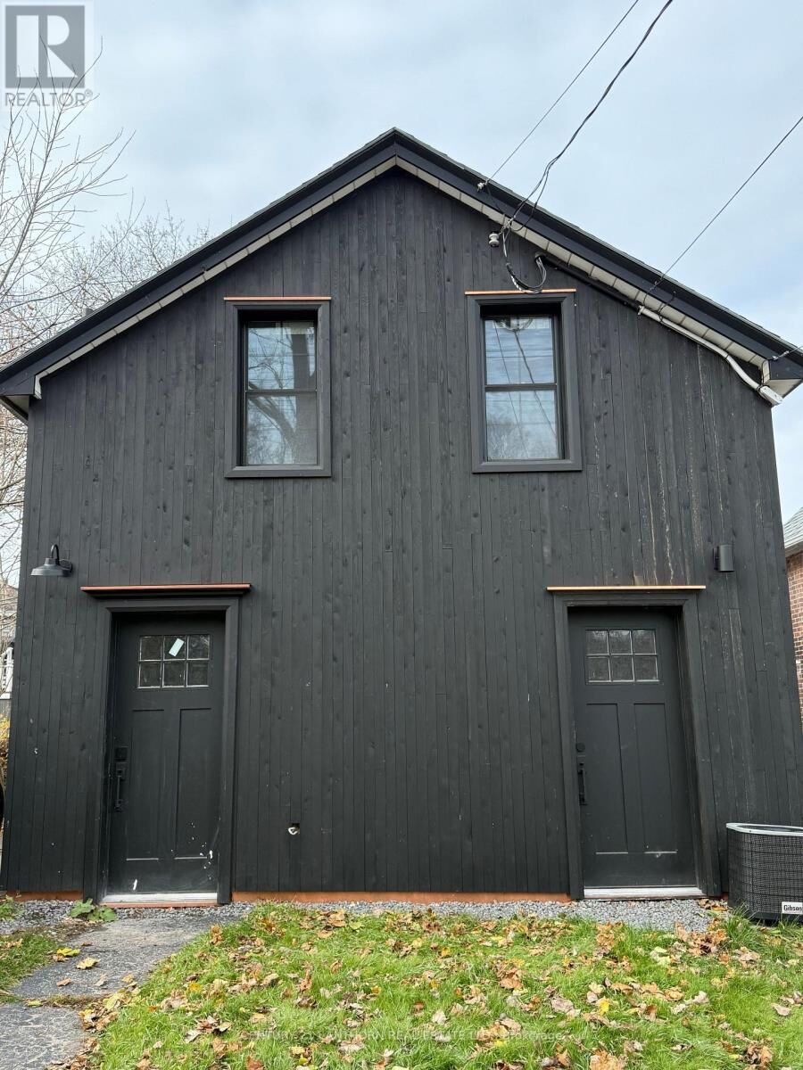 Property Photo:  44 Mary Street  ON K0K 2T0 