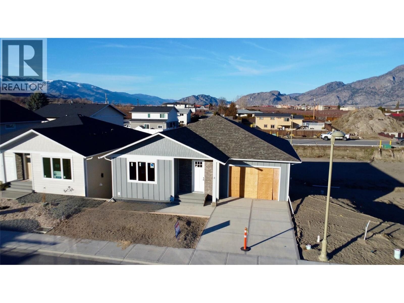 Property Photo: 8 Wood Duck Way BC V0H 1V5