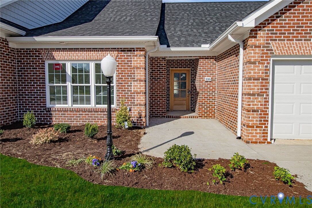 Property Photo:  116 Cobblestone Drive  VA 23860 