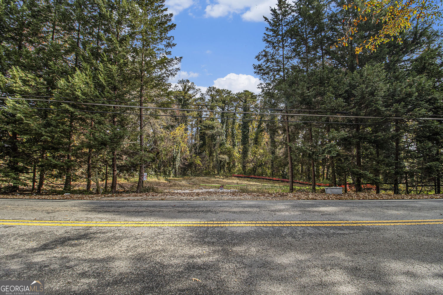 Property Photo:  883 Mountain View Drive  GA 30083 