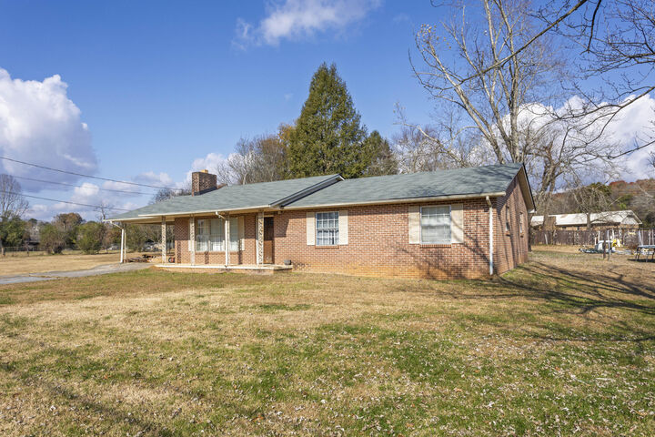 Property Photo: 148 Peggy Lane TN 37321