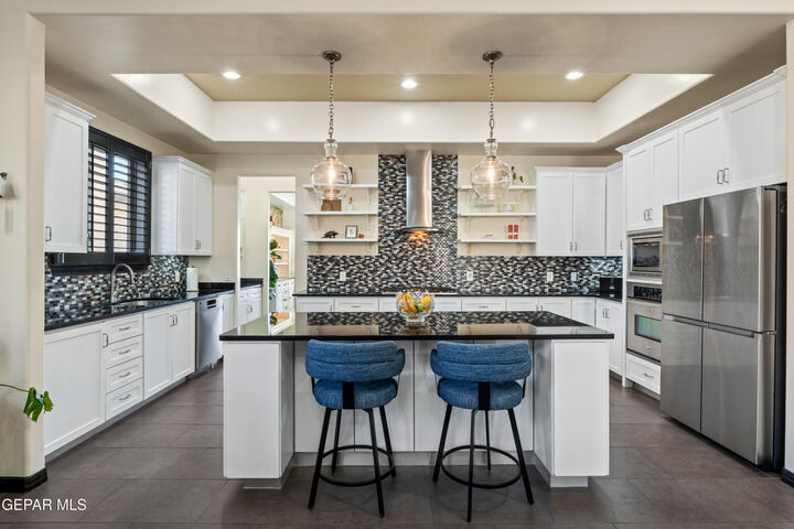 Property Photo:  1444 Franklin Dell Street  TX 79912 