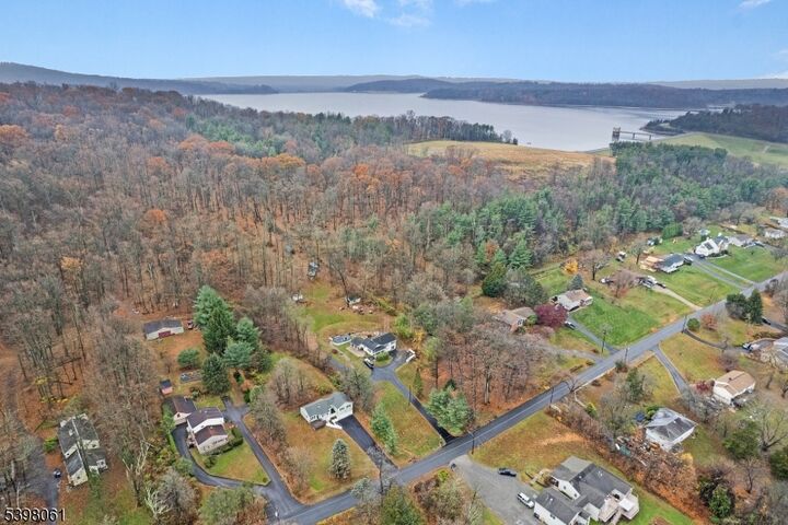 Property Photo:  34 Old Mountain Rd  NJ 08833 