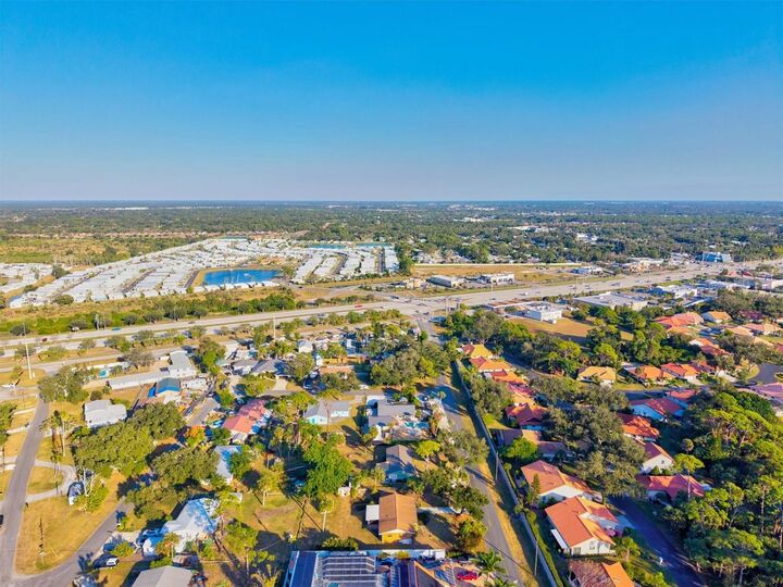 Property Photo: 148 Roberts Road FL 34275