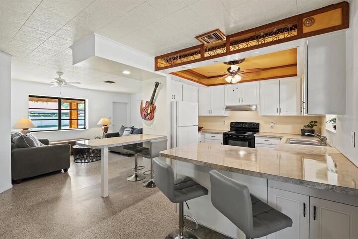 Property Photo: 148 Roberts Road FL 34275