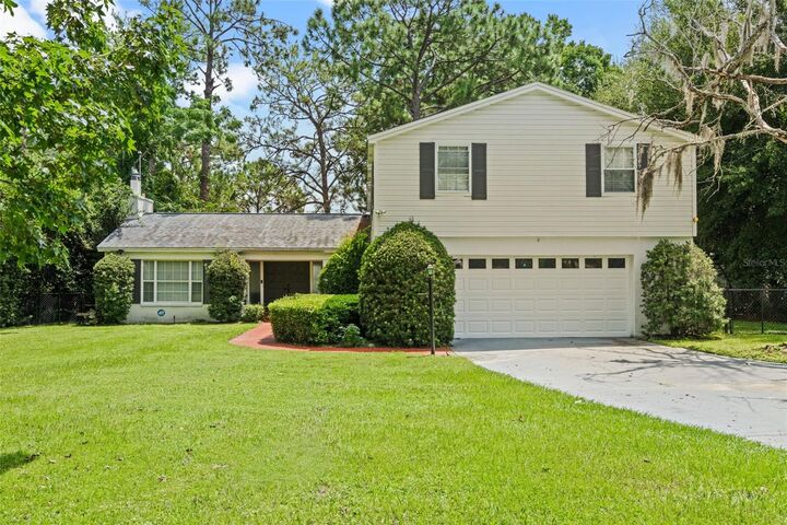 Property Photo: 7470 Lake Marsha Drive FL 32819
