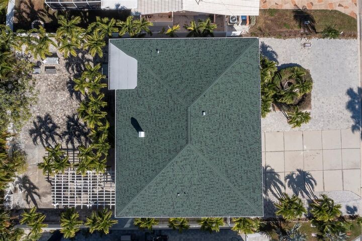 Property Photo: 2710 Hibiscus Drive W FL 33786