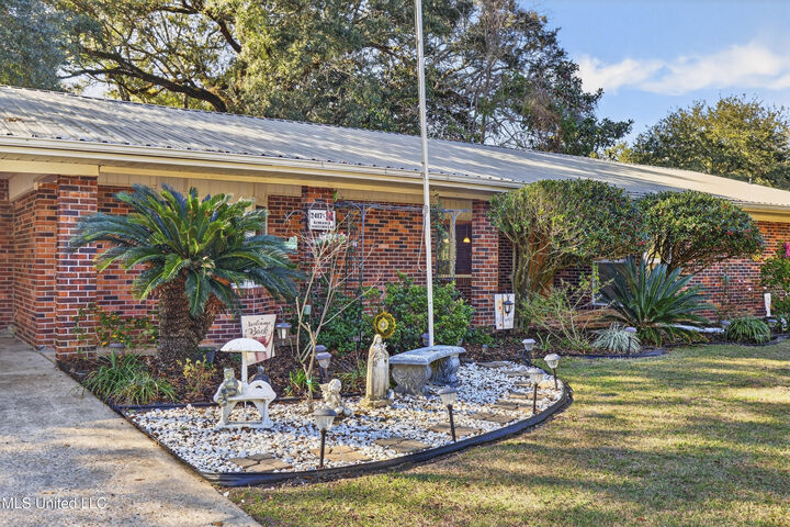 Property Photo:  2417 Orrell Street  MS 39553 
