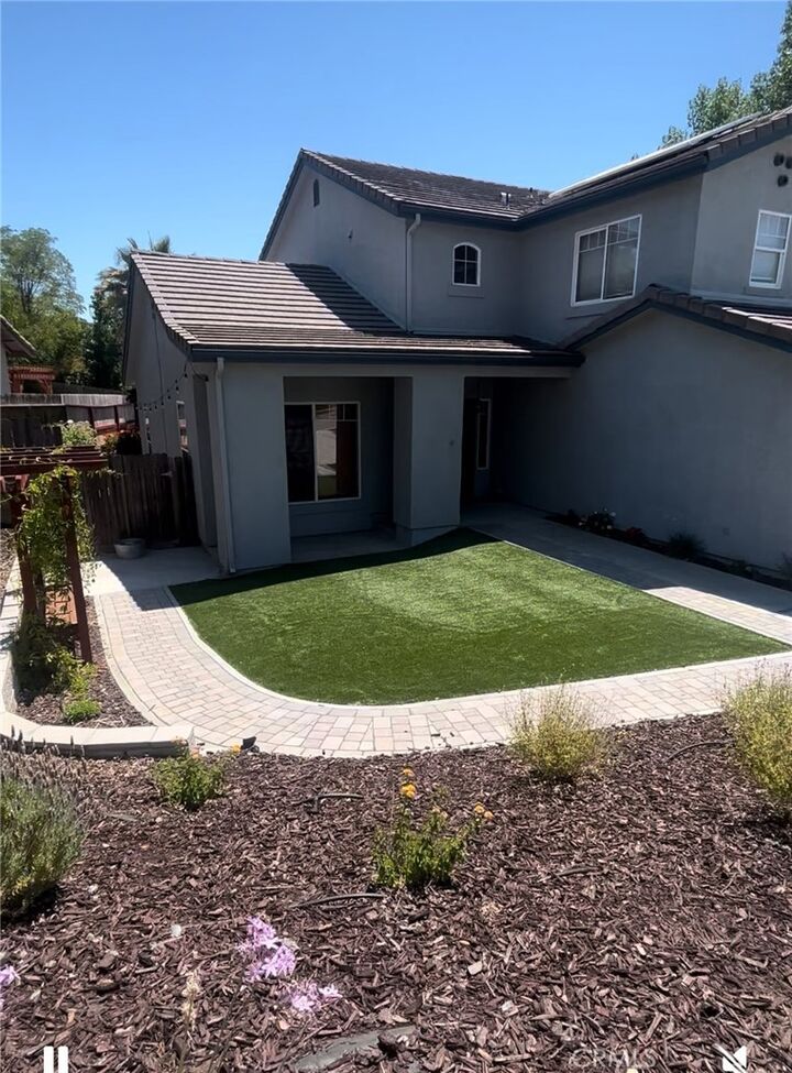 Property Photo:  147 Via Camelia  CA 93446 