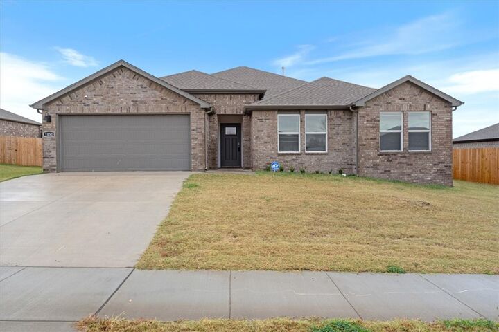 1051 Emerald Street  Prairie Grove AR 72753 photo