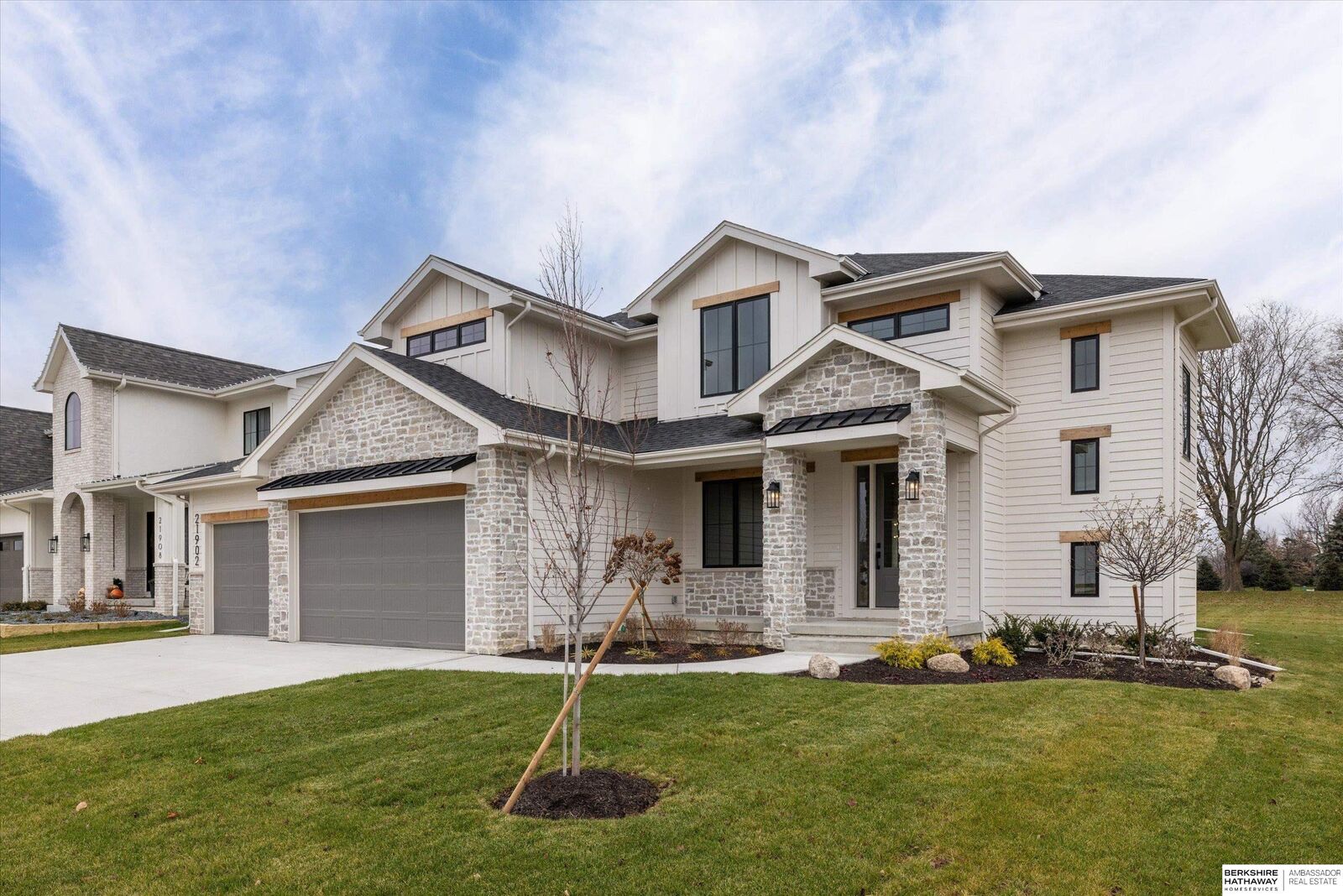 Property Photo: 21902 Grover Street NE 68022