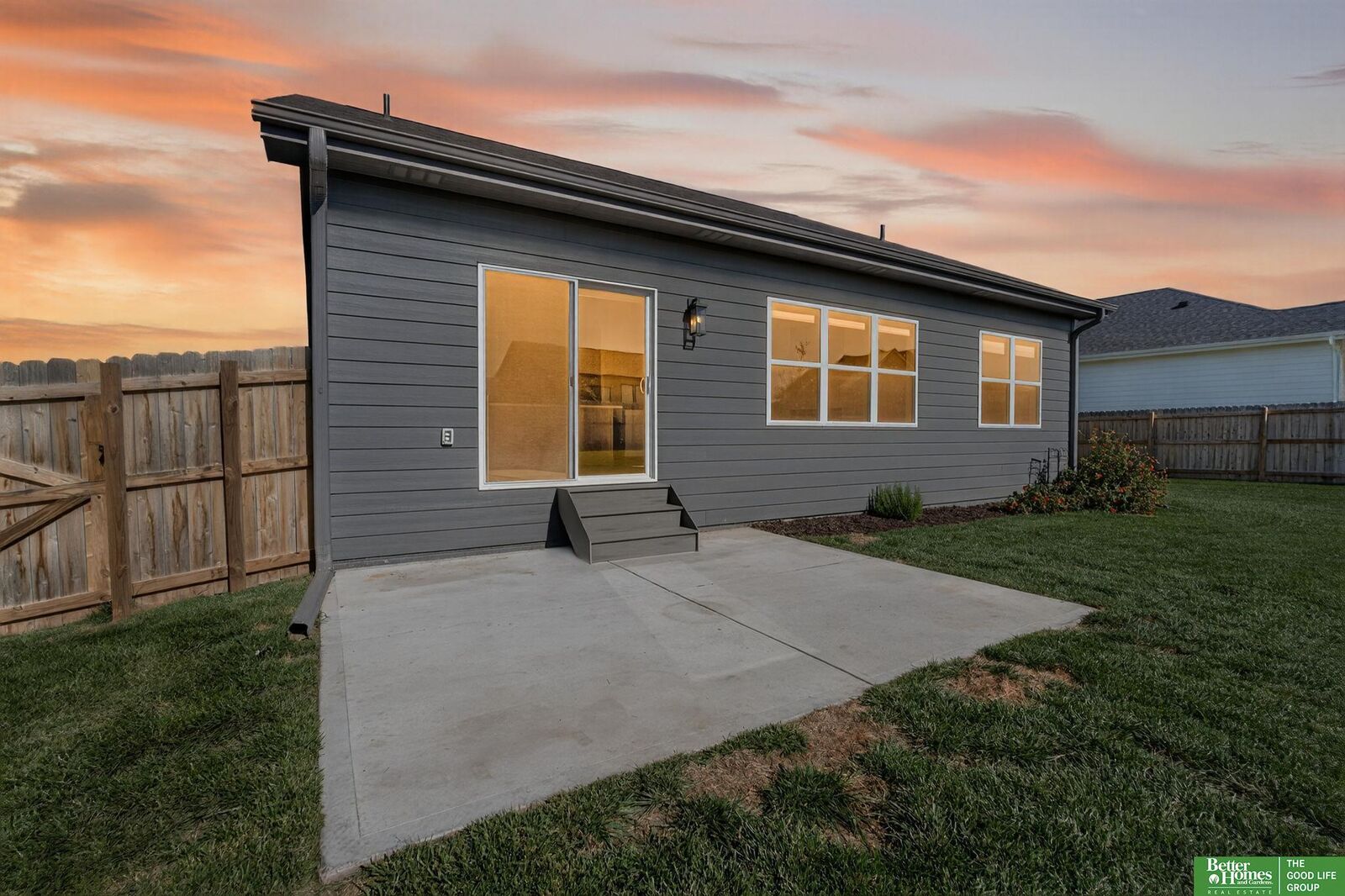 Property Photo:  11709 Port Royal Drive  NE 68046 