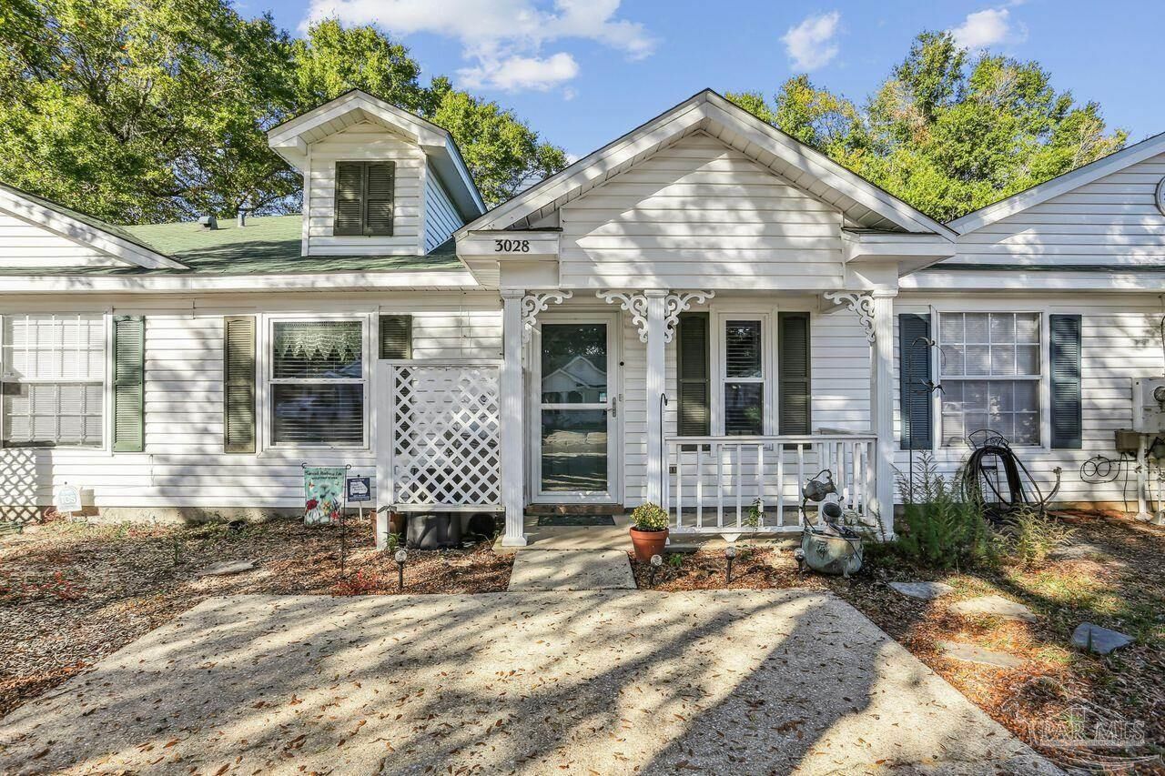 Property Photo:  3028 Brigantine Dr  FL 32526 