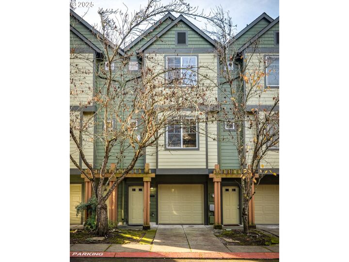 606 SW Dillan Dr  Beaverton OR 97006 photo