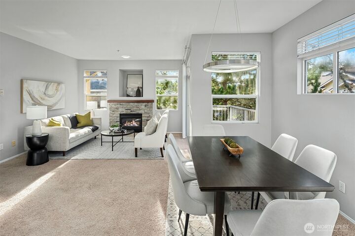 Property Photo: 22751 SE 12th Lane WA 98075