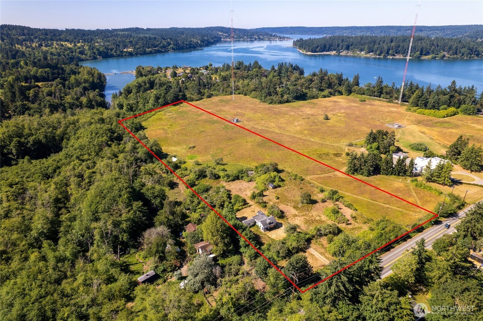 Property Photo: 22841 Dockton Road SW WA 98070
