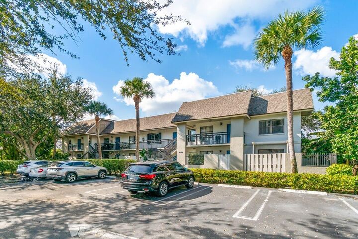 Property Photo:  3014 SW 21st Terrace 352B  FL 33445 