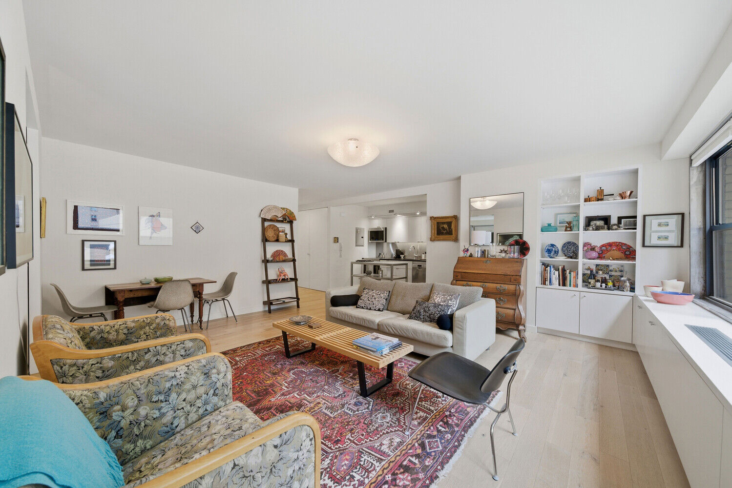 Property Photo: 1065 Park Avenue 3bc NY 10128