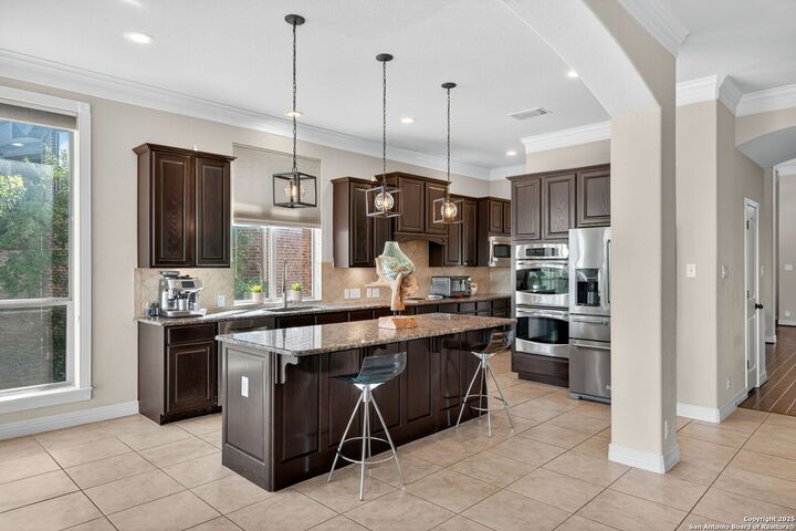 Property Photo:  7807 Hermosa Hill  TX 78256 