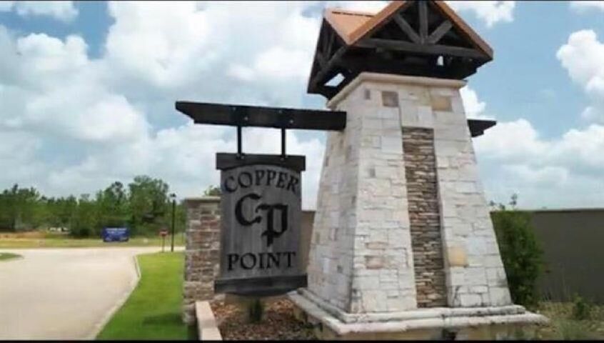 Property Photo: 1370 Natashas Way TX 77657