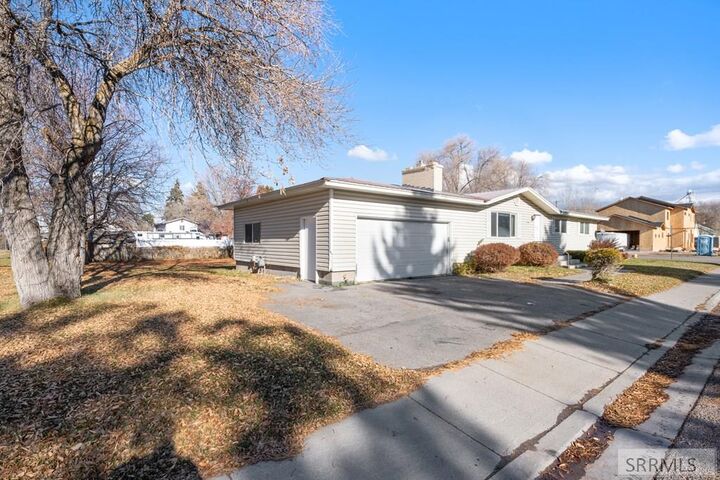 Property Photo:  133 Smith Street  ID 83443 