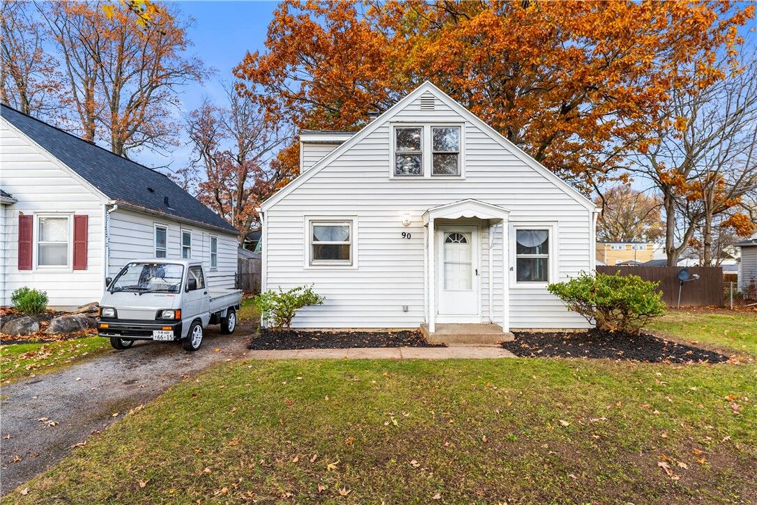 Property Photo:  90 Eastland Road  NY 14616 