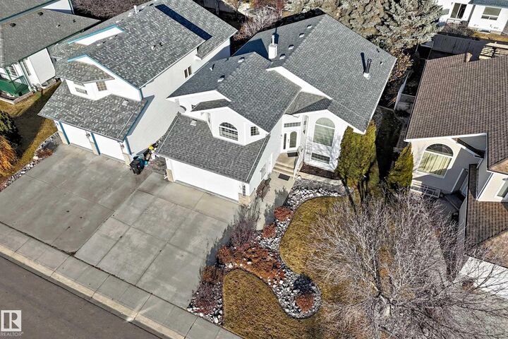 Property Photo:  22 Lakewood Cove  AB T7X 4B4 