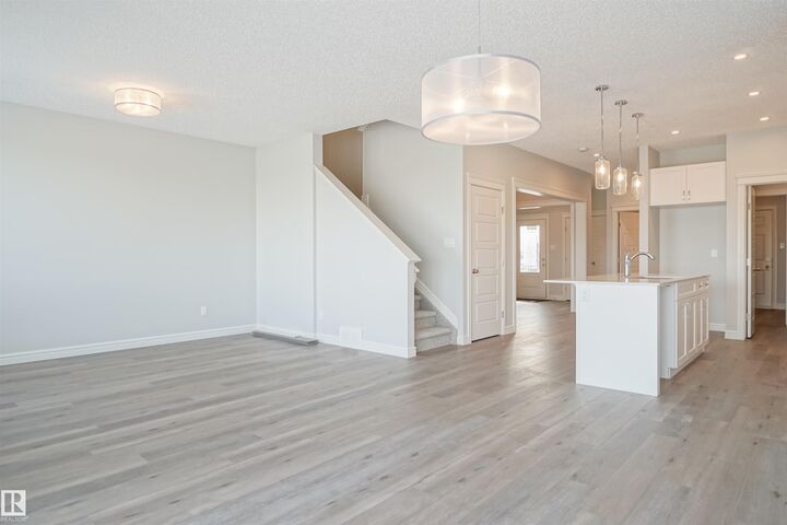 Property Photo:  17639 46 Street NW  AB T5Y 4B7 