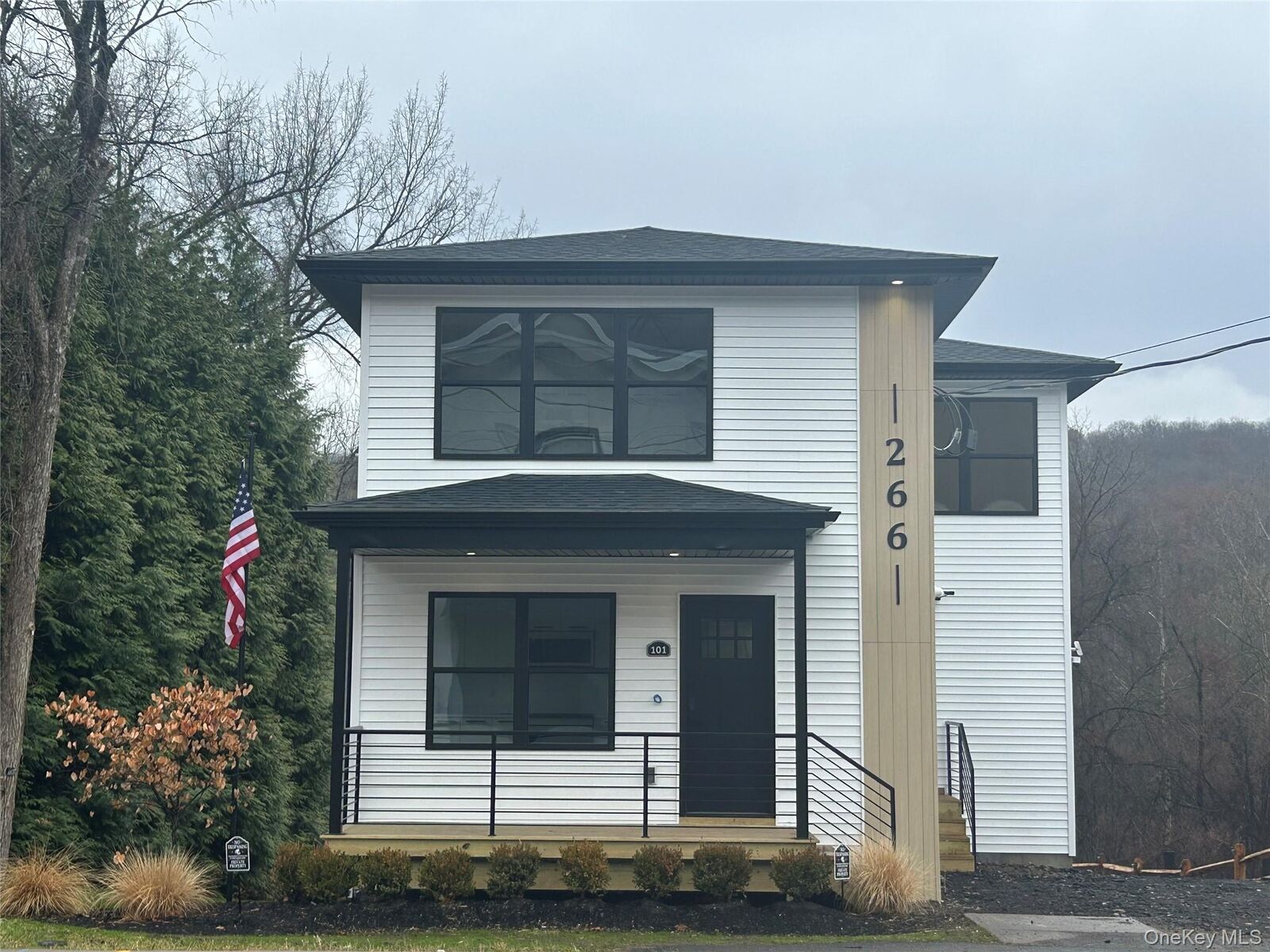 Property Photo:  266 Orange Turnpike 101  NY 10974 