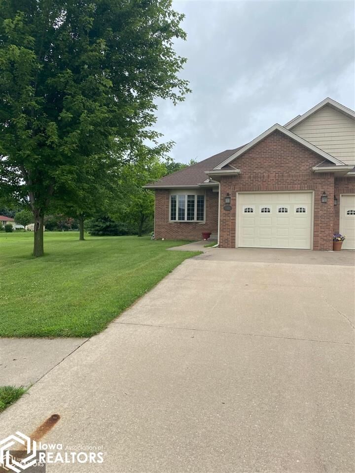 Property Photo:  345 Kimballs Garden Circle  IL 62354 